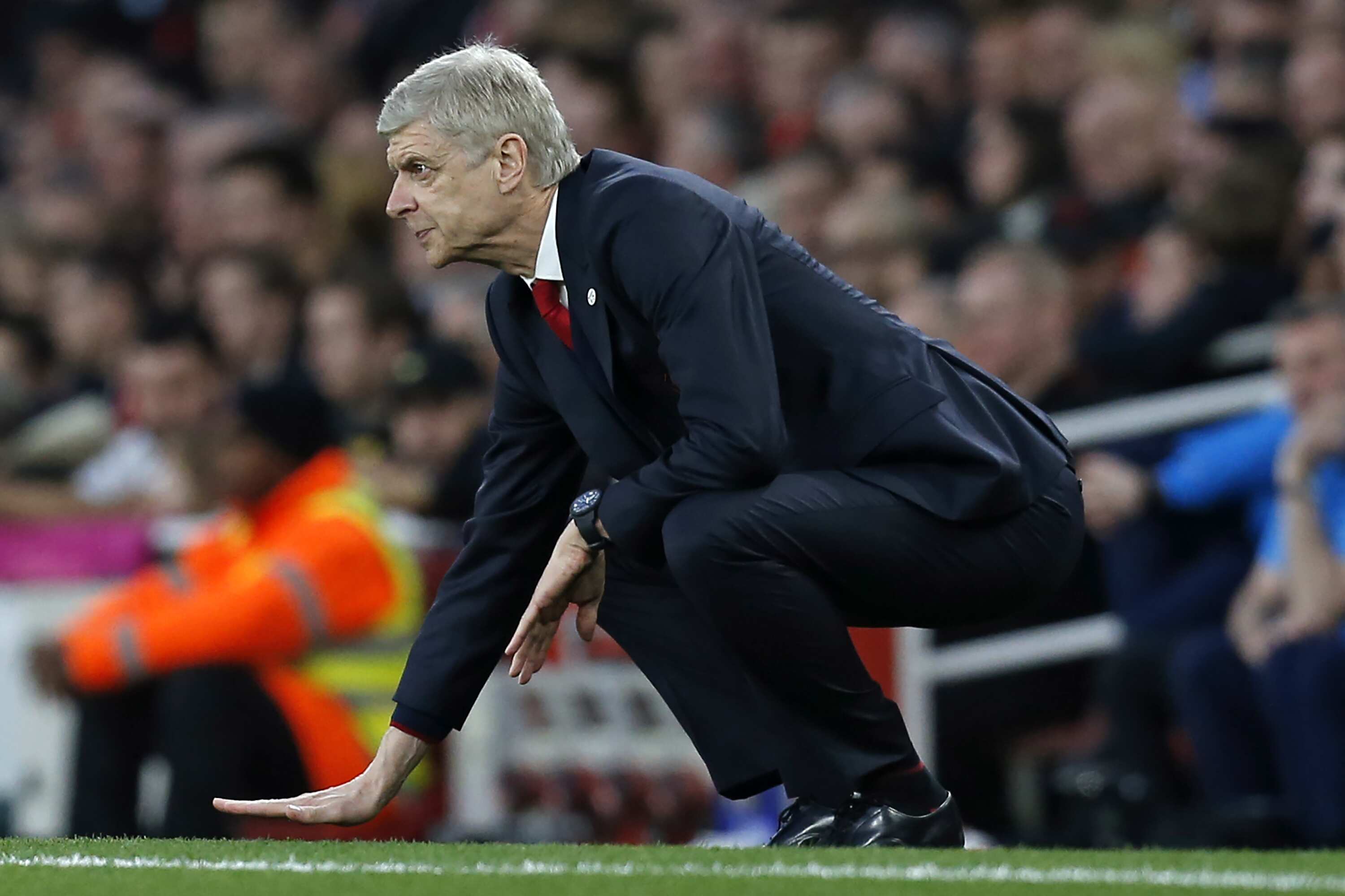 Under-fire Wenger has made decision about future at Arsenal