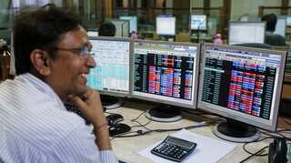 Indian markets close higher; Banking, IT lead gains