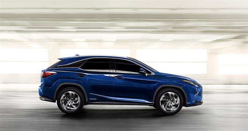 Toyota brings its luxury brand Lexus to India