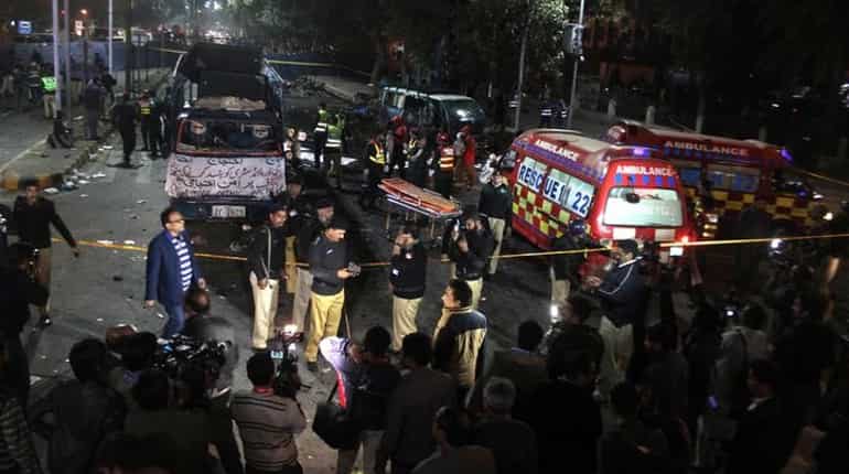 10 Taliban militants killed in gun battle in Lahore, say Pakistani police