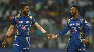IPL: Mumbai Indians beat Sunrisers Hyderabad by 4 wickets