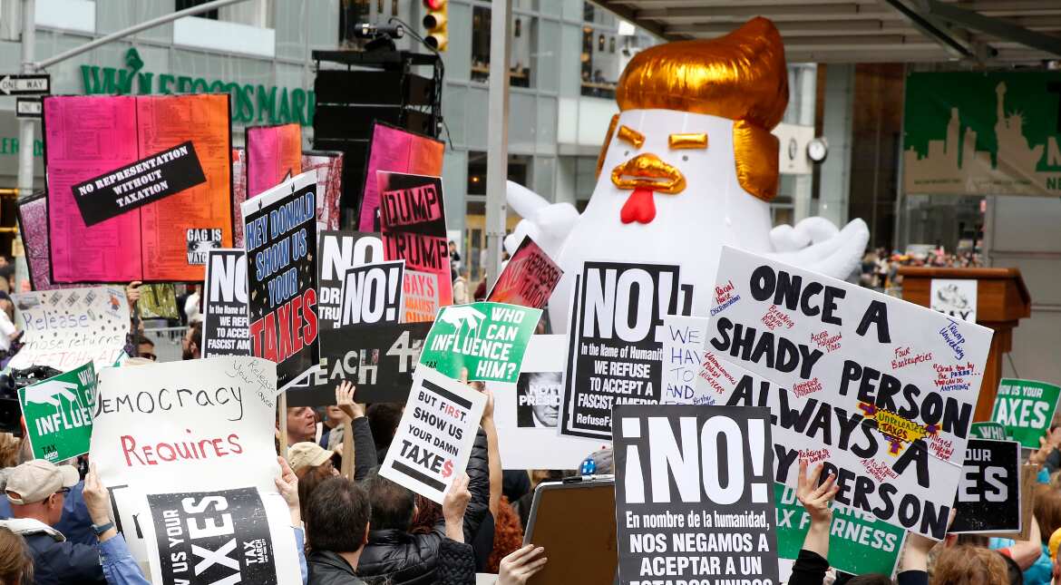 Fourteen arrested in California as Trump supporters, opponents clash Fourteen arrested in California as Trump supporters, opponents clash