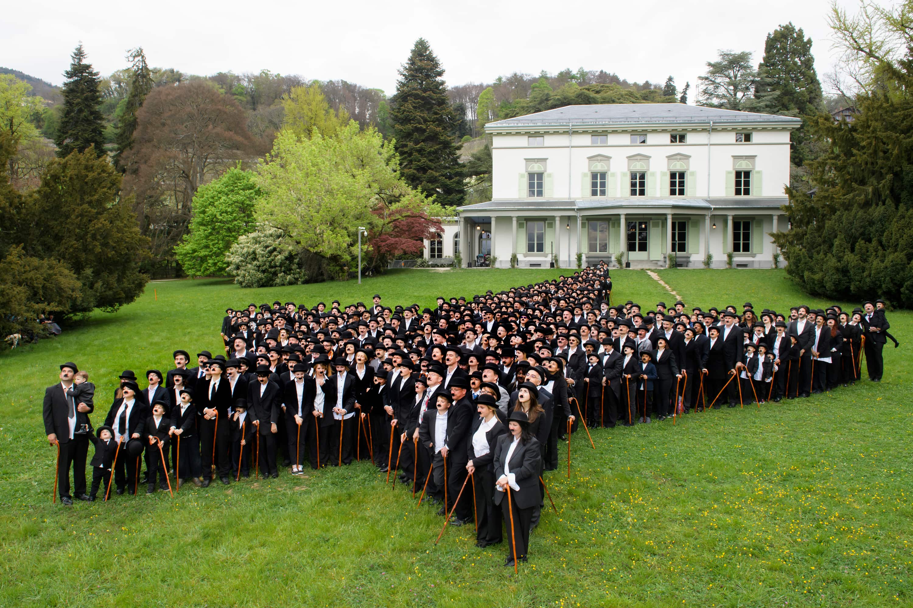 Charlie Chaplin fans set world record on birth anniversary
