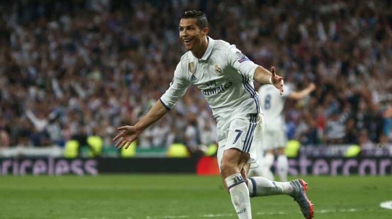 Real beat Bayern 4-2 (agg 6-3) to reach Champions League semi-final