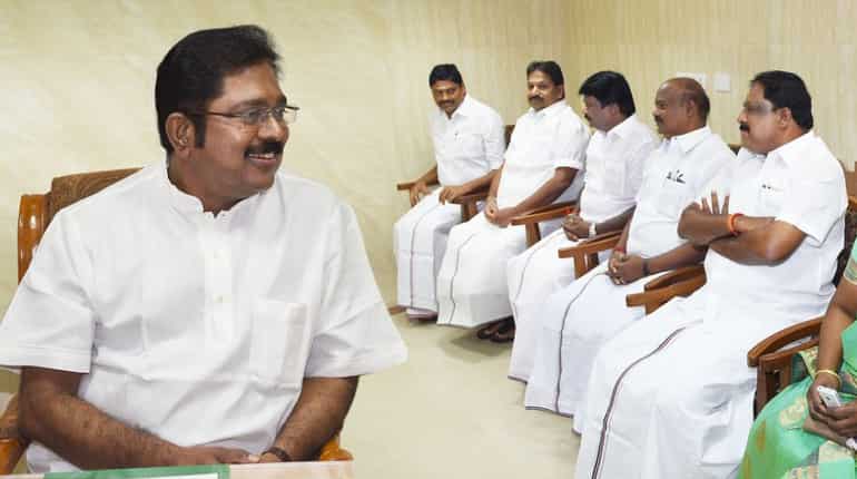 Dinakaran ousted from AIADMK Amma, he calls meeting of party MLAs Dinakaran ousted from AIADMK Amma, he calls meeting of party MLAs
