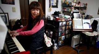 Life's illusions catching up with Japan's middle-aged 'parasite singles'