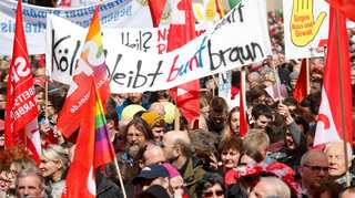 Clashes in Germany's Cologne as anti-immigration party AfD stages showdown