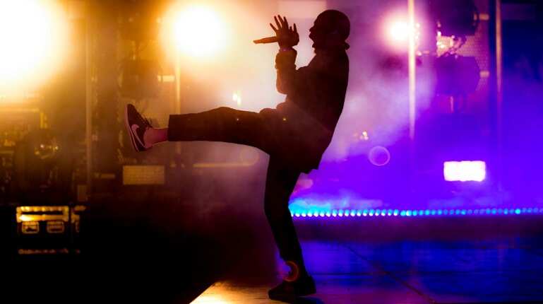 Kendrick Lamar scores biggest US album release of year