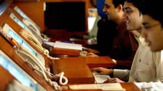 Sensex, rupee rise as French vote brings relief