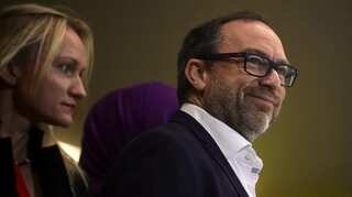 Wikipedia founder launches website Wikitribune to fight fake news