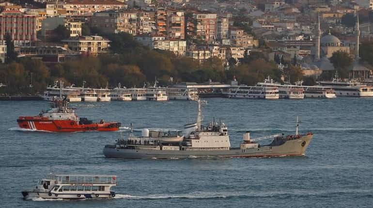 Russian?navy?ship collides with vessel off Turkey's Black Sea coast,  78 soldiers rescued