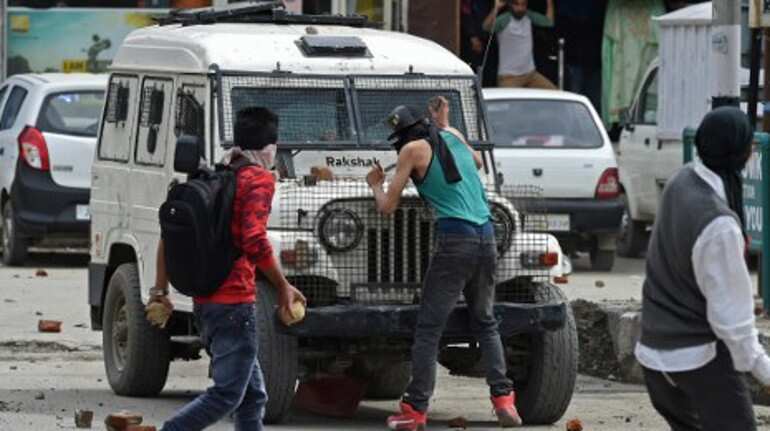 BJP: No need to talk to separatists who call for 'azaadi' in Kashmir
