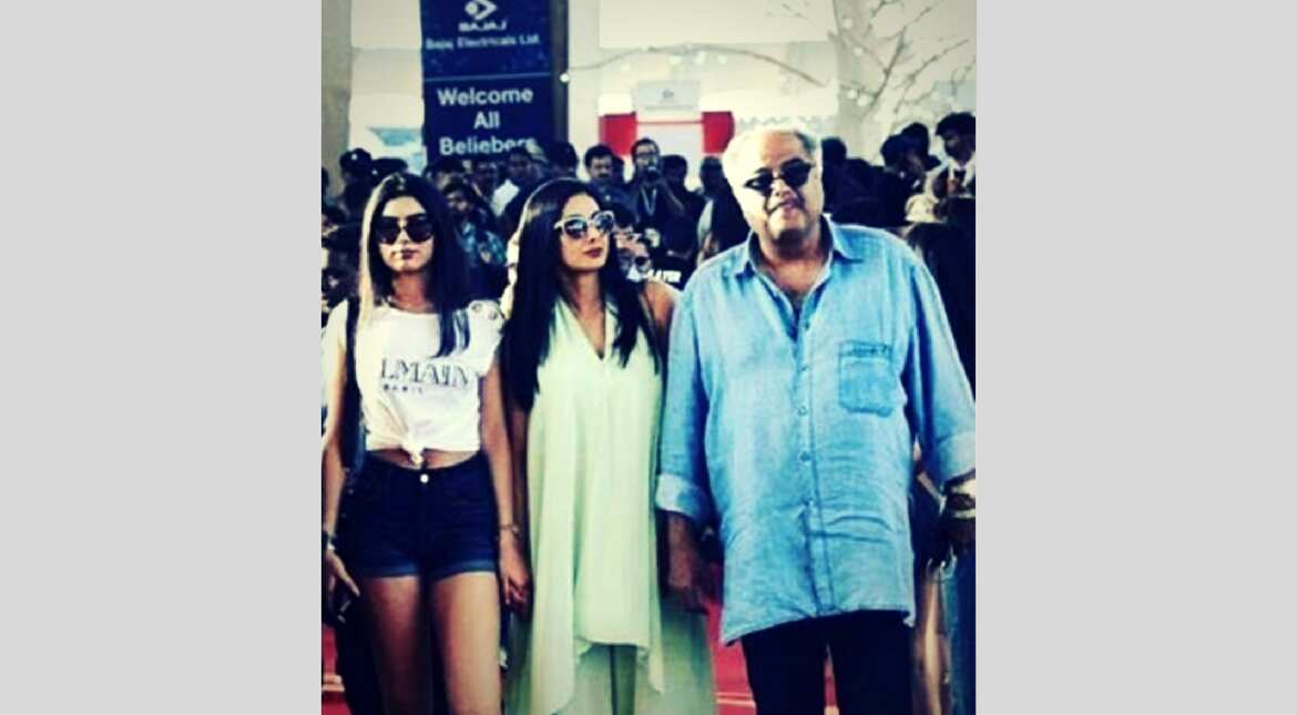 Boney Kapoor with wife Sridevi and daughter Khushi Kapoor at the concert