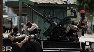 Ivory Coast on alert as army soldiers revolt