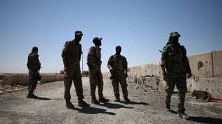 Syrian force 'tightens noose' on Islamic State in Raqqa: US-led coalition