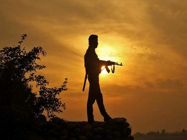 2 Indian troops, 2 militants killed during anti-infiltration bid in India's Kashmir