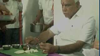 Former Karnataka CM Yeddyurappa visits Dalit home but allegedly orders, eats food from nearby hotel