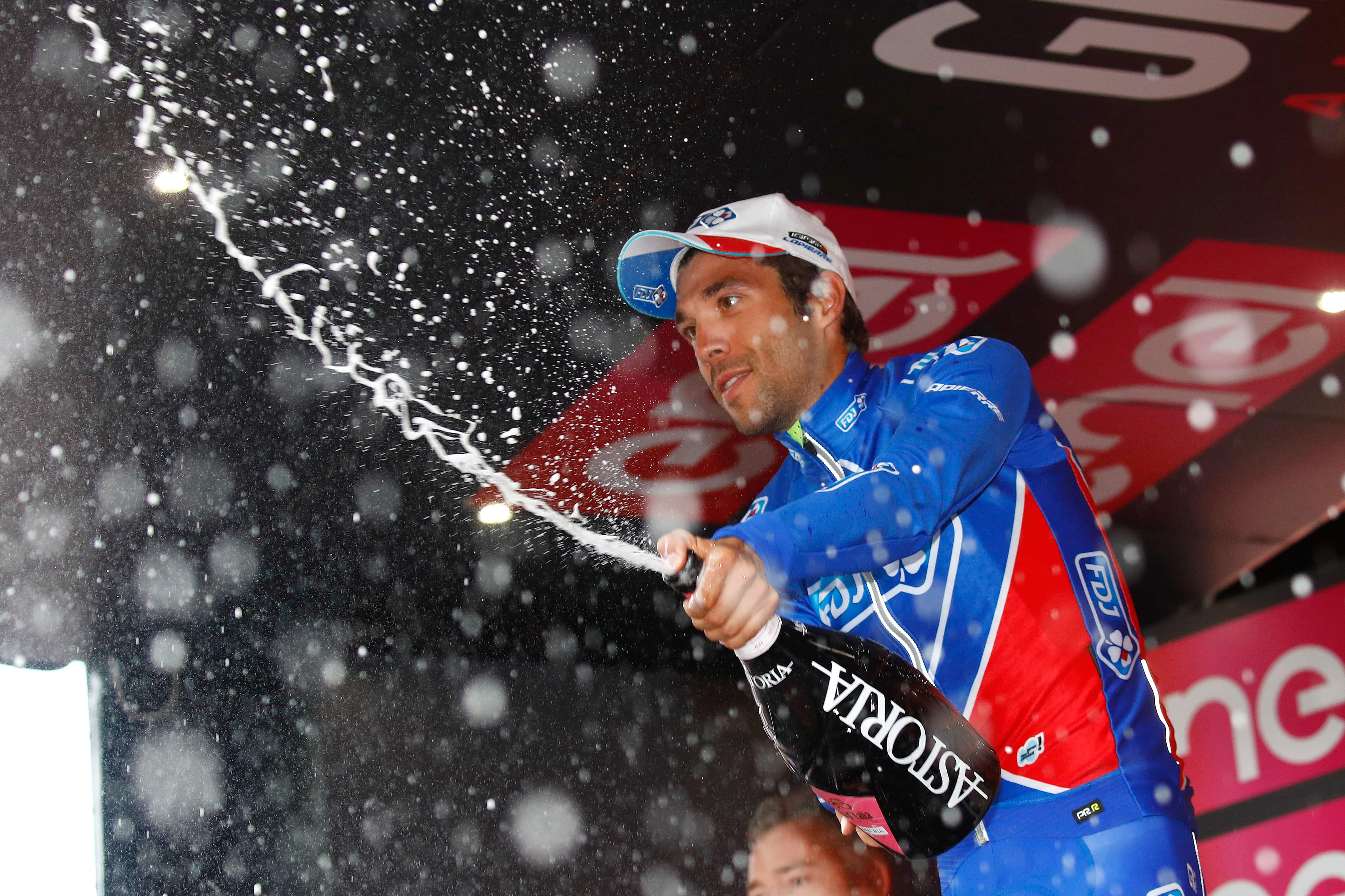 Giro d'Italia: Pinot wins stage, Quintana stretches lead but Dumoulin favourite to win Grand Tour