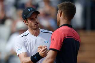 French Open: Wawrinka, Murray overcome stiff test; Kyrgios crashes out