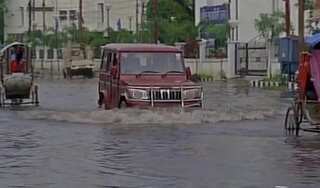 Heavy rains in Mumbai, Tripura