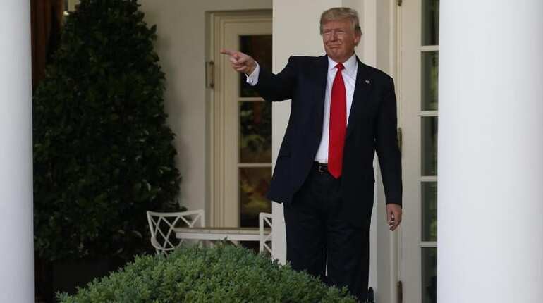 Trump asks US Supreme Court to reinstate travel ban on six Muslim countries Trump asks US Supreme Court to reinstate travel ban on six Muslim countries