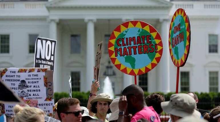 Main European Union parties adopt climate change as rallying cry