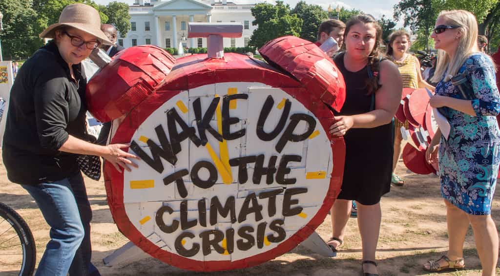 France 'corrects' White House video on climate pact with fact-check