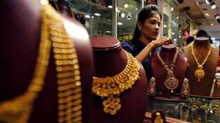 Indian government fixes tax on gold at 3% under GST, beedis at 28%