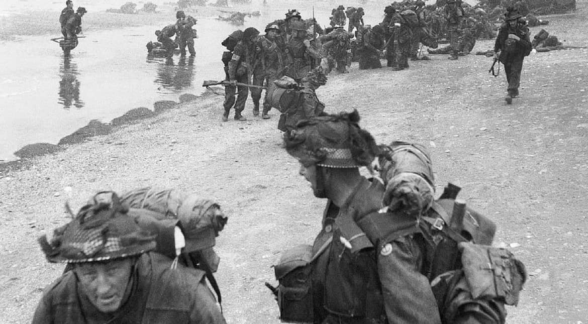 (Image: By No 5 Army Film & Photographic Unit, Mapham J (Sgt) [Public domain], via Wikimedia Commons)