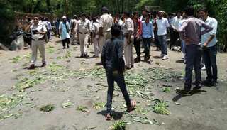5 killed in police firing during Madhya Pradesh farmers' strike