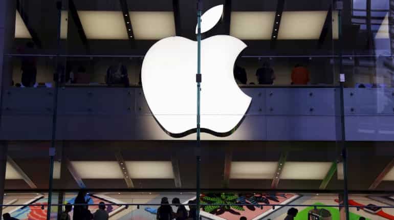 Chinese Apple staff suspected of selling private data