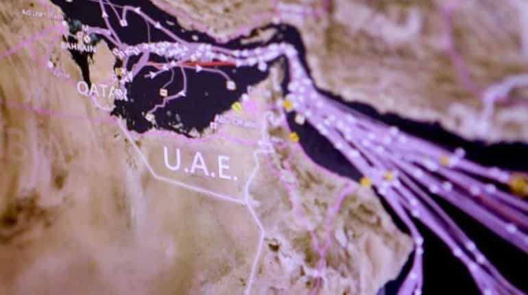 Trump offers to help resolve Gulf crisis, UAE tightens squeeze on Qatar Trump offers to help resolve Gulf crisis, UAE tightens squeeze on Qatar