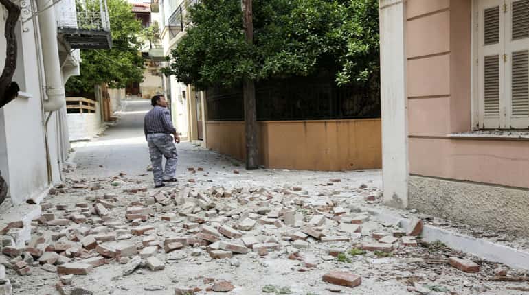 One dead as 6.3 magnitude earthquake jolts Greek islands and Aegean coast