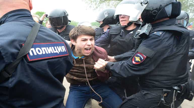 Russia: Opposition leader Navalny jailed, 1,500 arrested after wave of protests Russia: Opposition leader Navalny jailed, 1,500 arrested after wave of protests