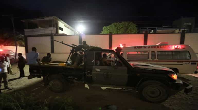 Somalia: 19 dead after suicide bomber targets Mogadishu restaurant