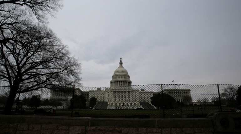 US Senate votes near unanimously for Russia, Iran sanctions