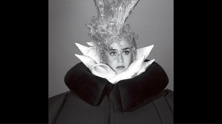 Katy Perry @ 100M: Why Twitter loves & loathes her