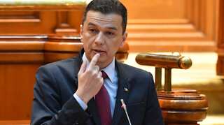 Romania ruling left sinks own government after power tussle