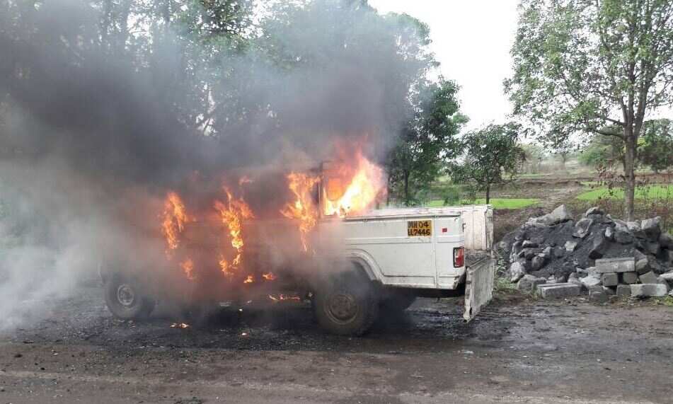 Maharashtra: Farmers' protest turns violent, cops reportedly hurt