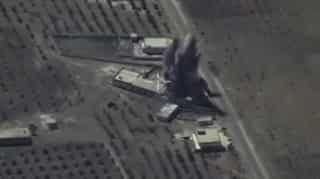Russia warships and submarine fire missiles at IS targets in Syria