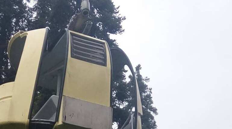 Kashmir: Seven killed in cable car accident at Gulmarg ski resort