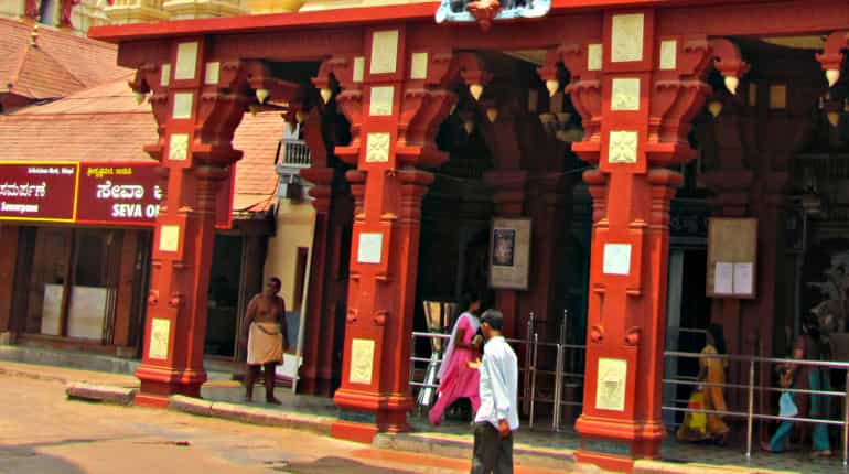 Udupi's famous Sri Krishna Mutt organises Iftar