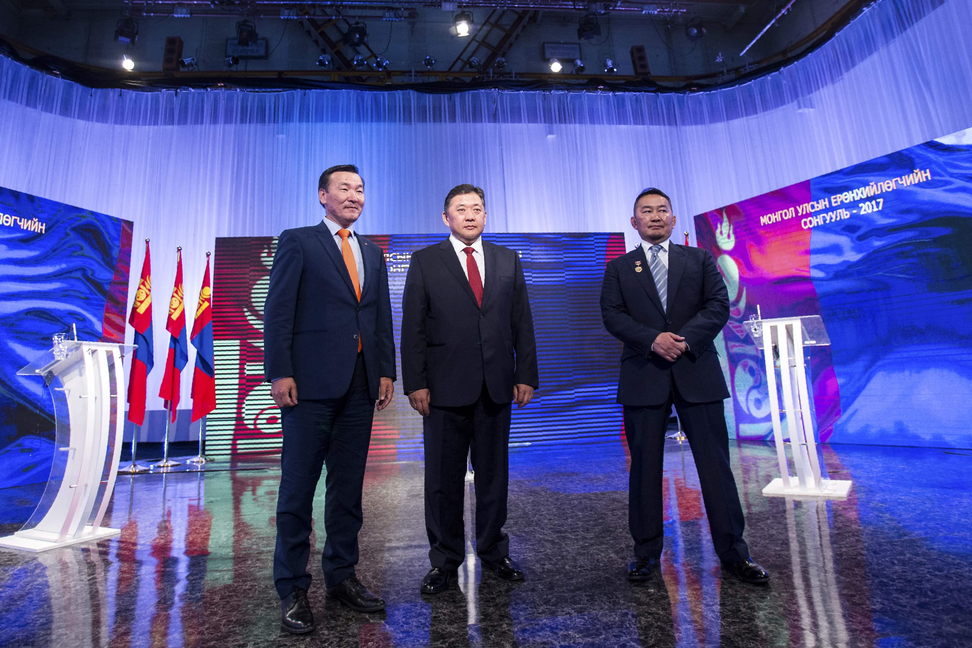 Mongolians vote after 'dark' presidential campaigns Mongolians vote after 'dark' presidential campaigns