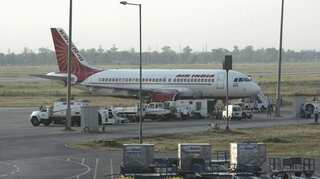 Air India's largest union plans stir against privatisation