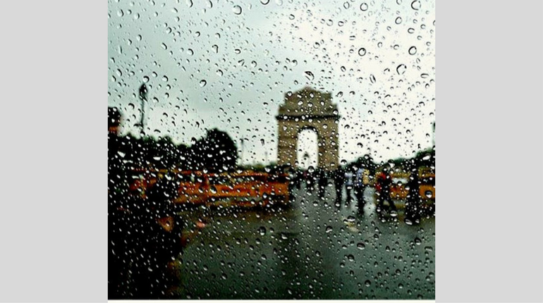 Admiring the India Gate along with nature