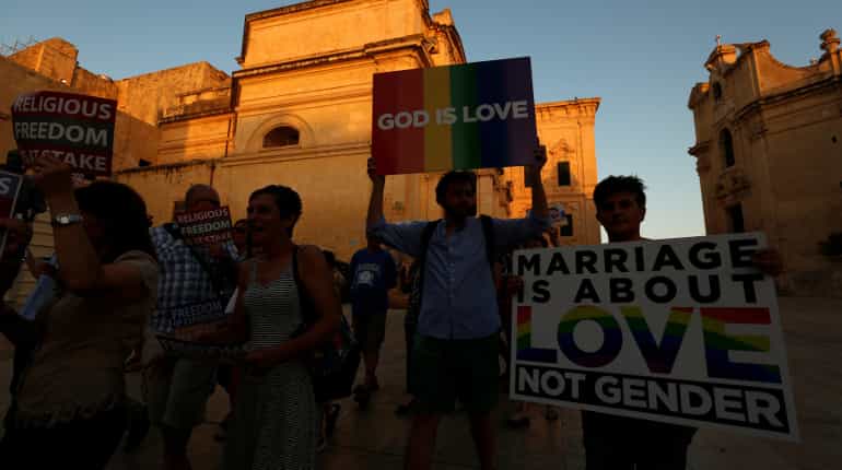 Maltese lawmakers vote to legalise same-sex marriage