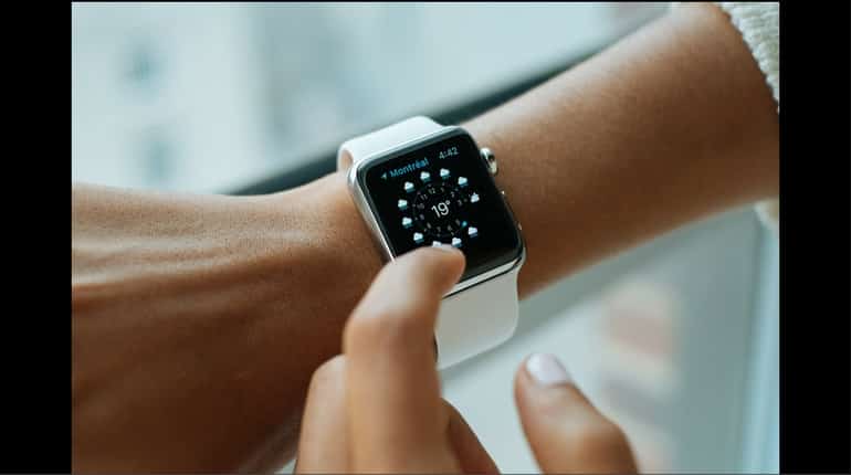 UK school restricts use of Fitbit activity trackers