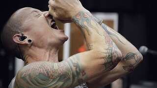 Chester Bennington's autopsy reveals 'traces of alcohol': Report