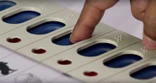 Iraqis to elect new parliament amid deep crisis, apathy
