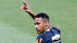 Neymar on verge of record-breaking move to PSG: Agent